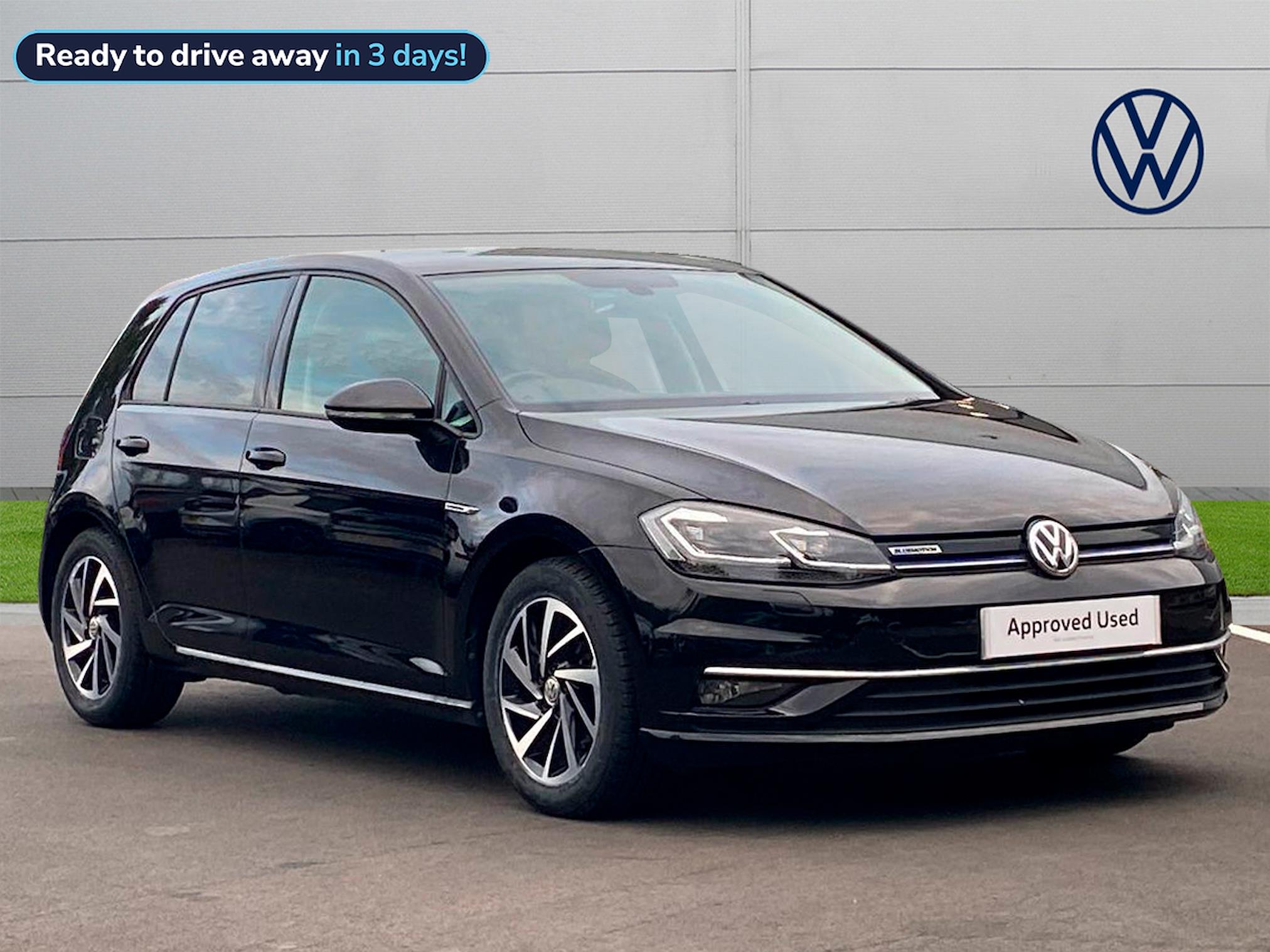 Main listing image - Volkswagen Golf