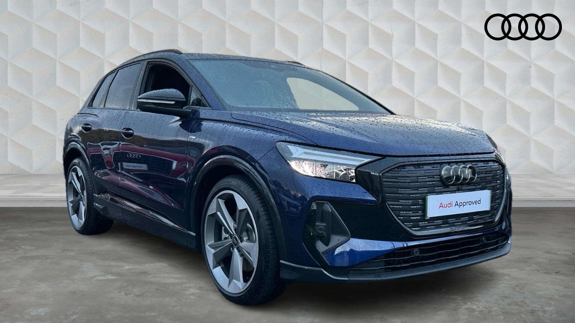 Main listing image - Audi Q4