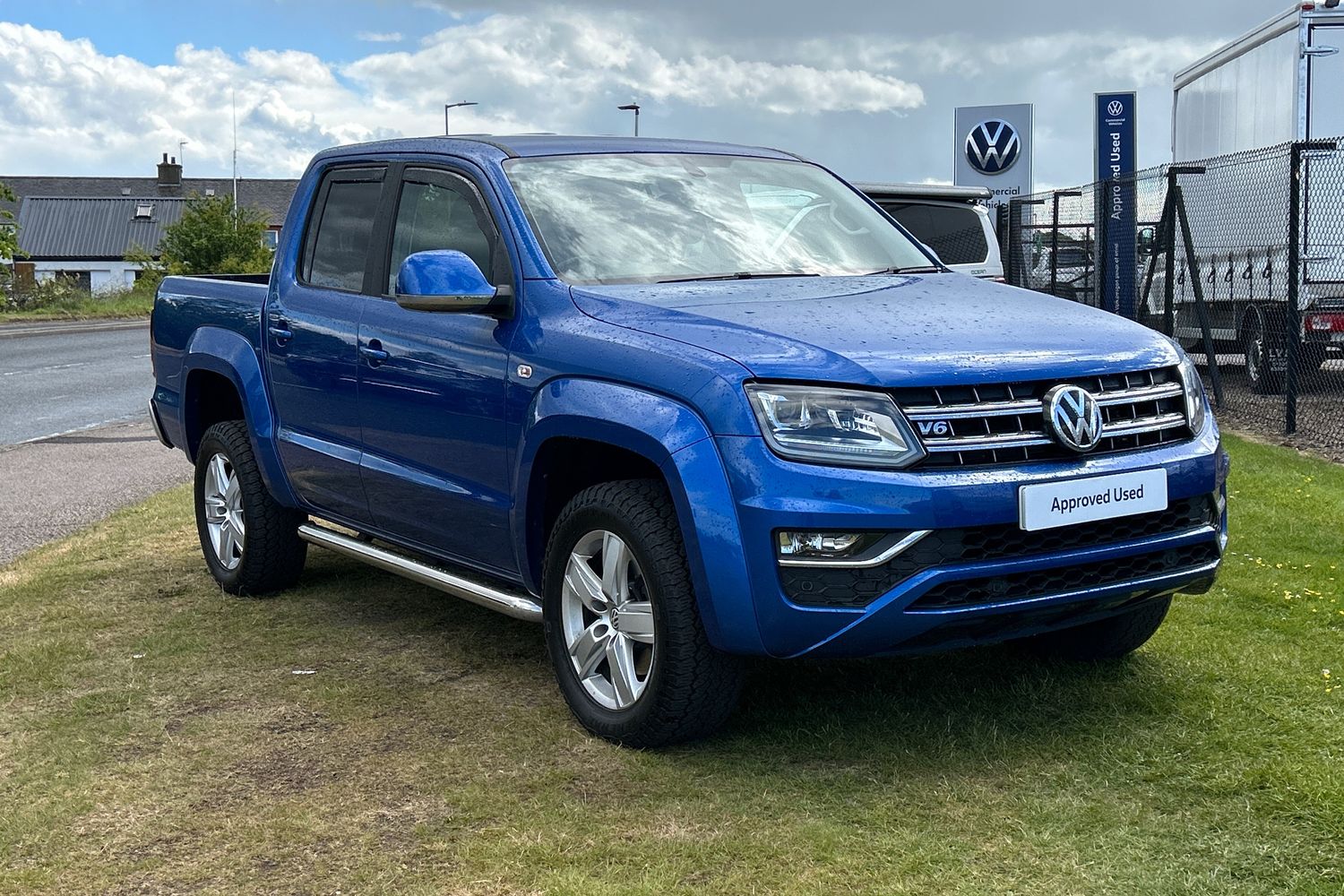Main listing image - Volkswagen Amarok