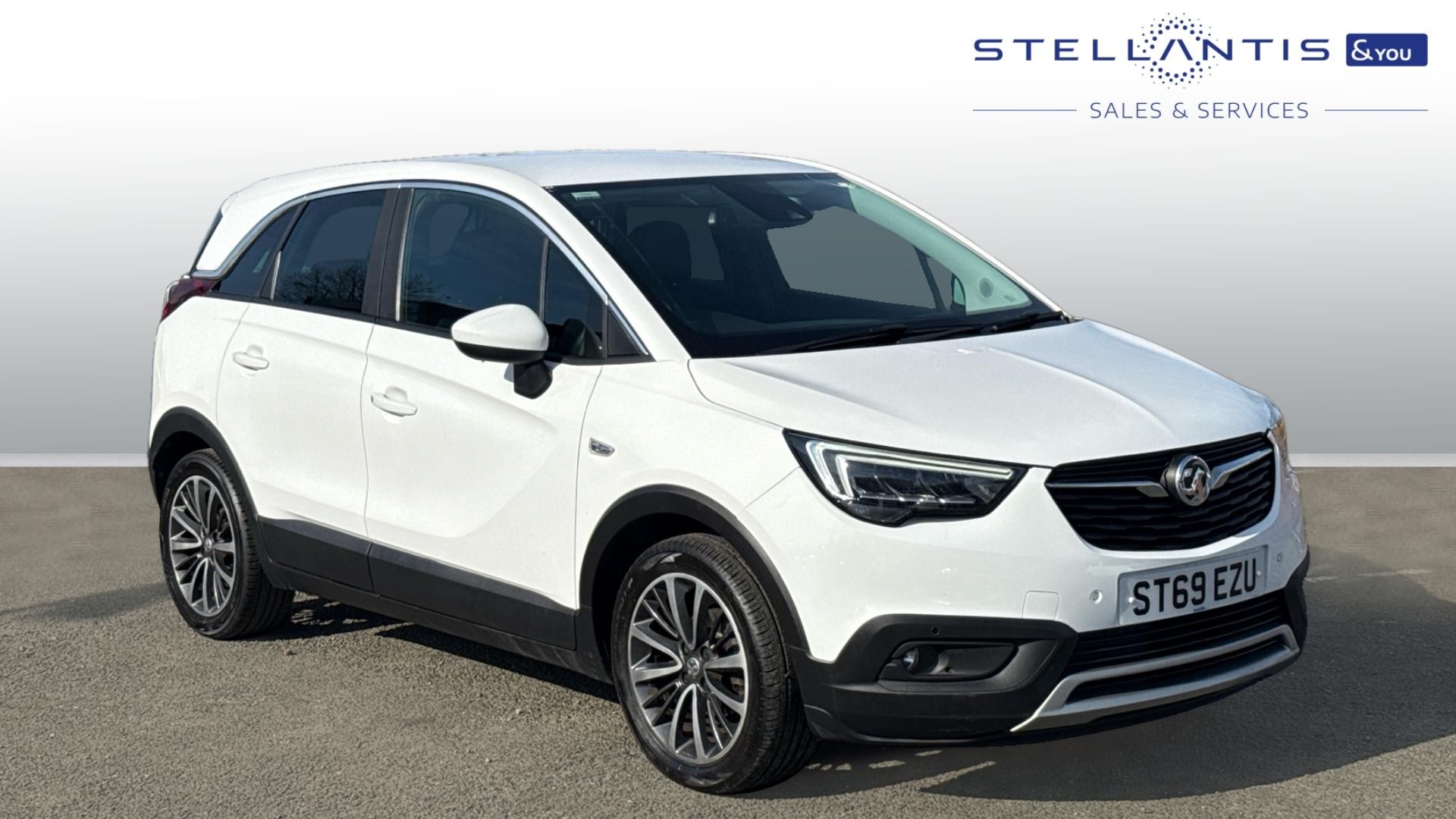 Main listing image - Vauxhall Crossland X