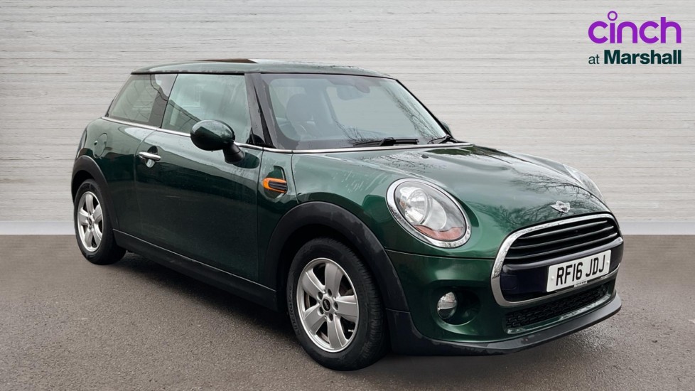 Main listing image - MINI Hatchback