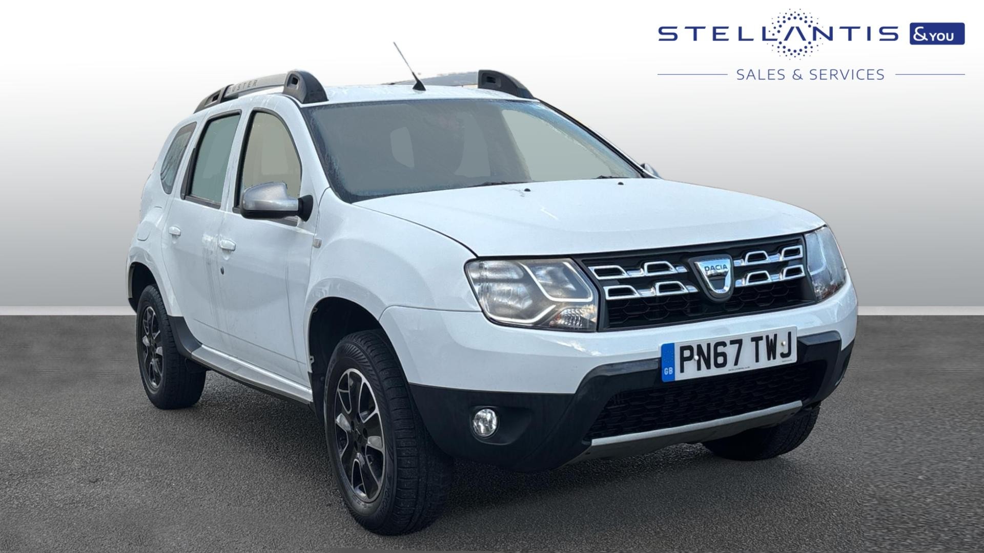 Main listing image - Dacia Duster