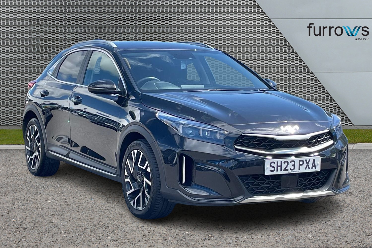 Main listing image - Kia XCeed