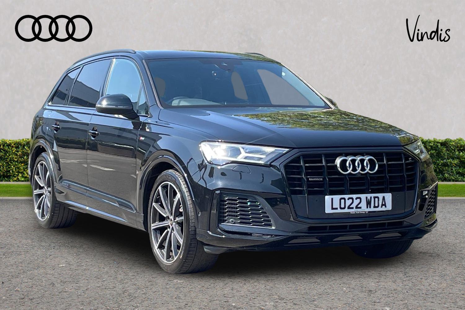 Main listing image - Audi Q7