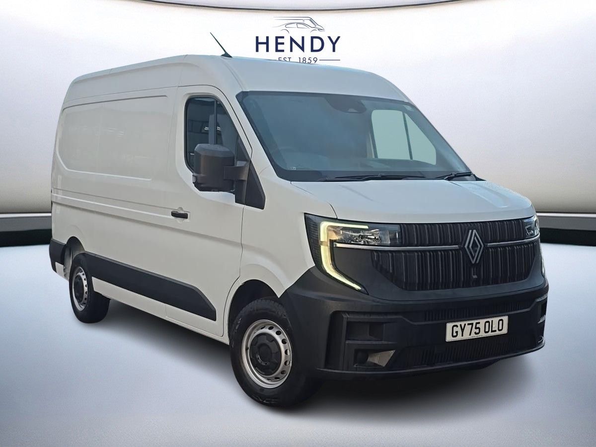 Main listing image - Renault Master