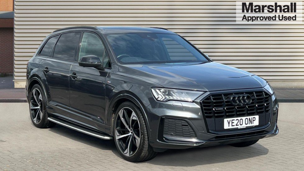 Main listing image - Audi Q7