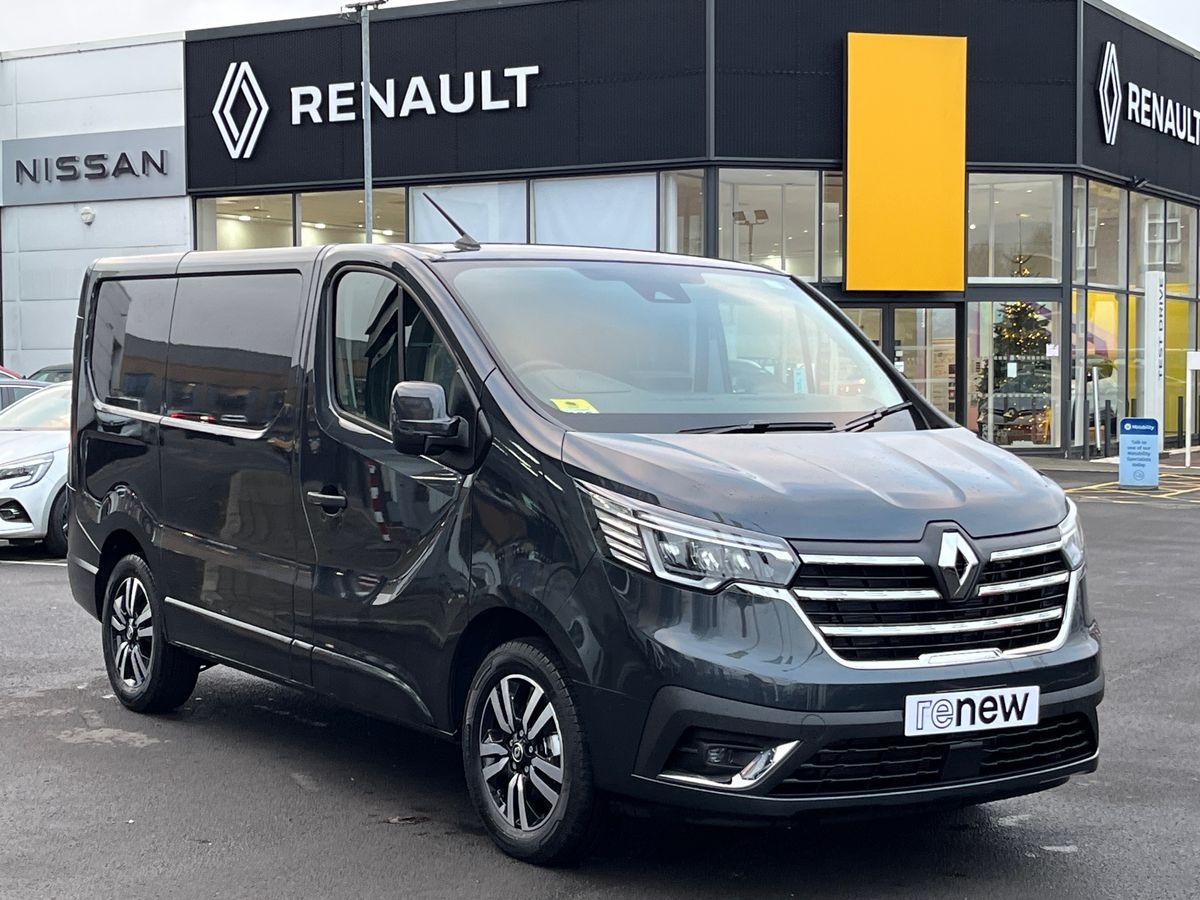 Main listing image - Renault Trafic