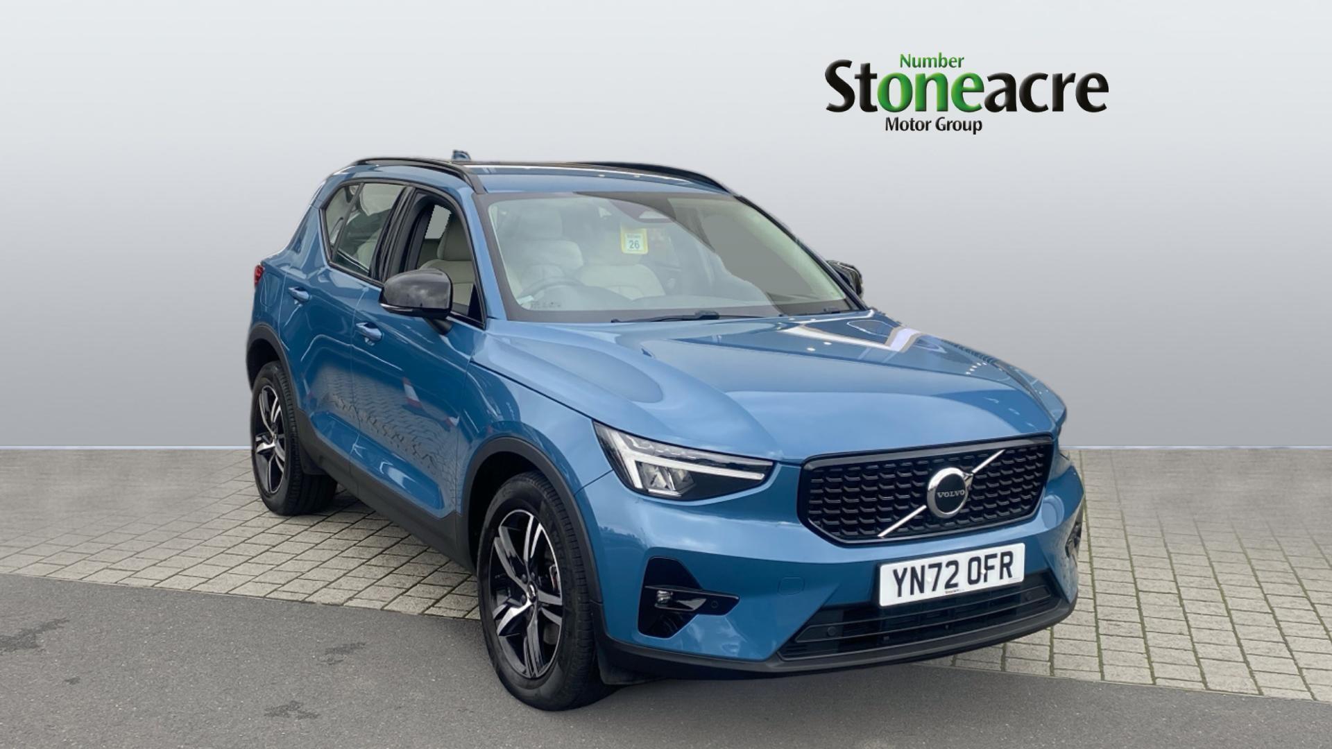 Main listing image - Volvo XC40