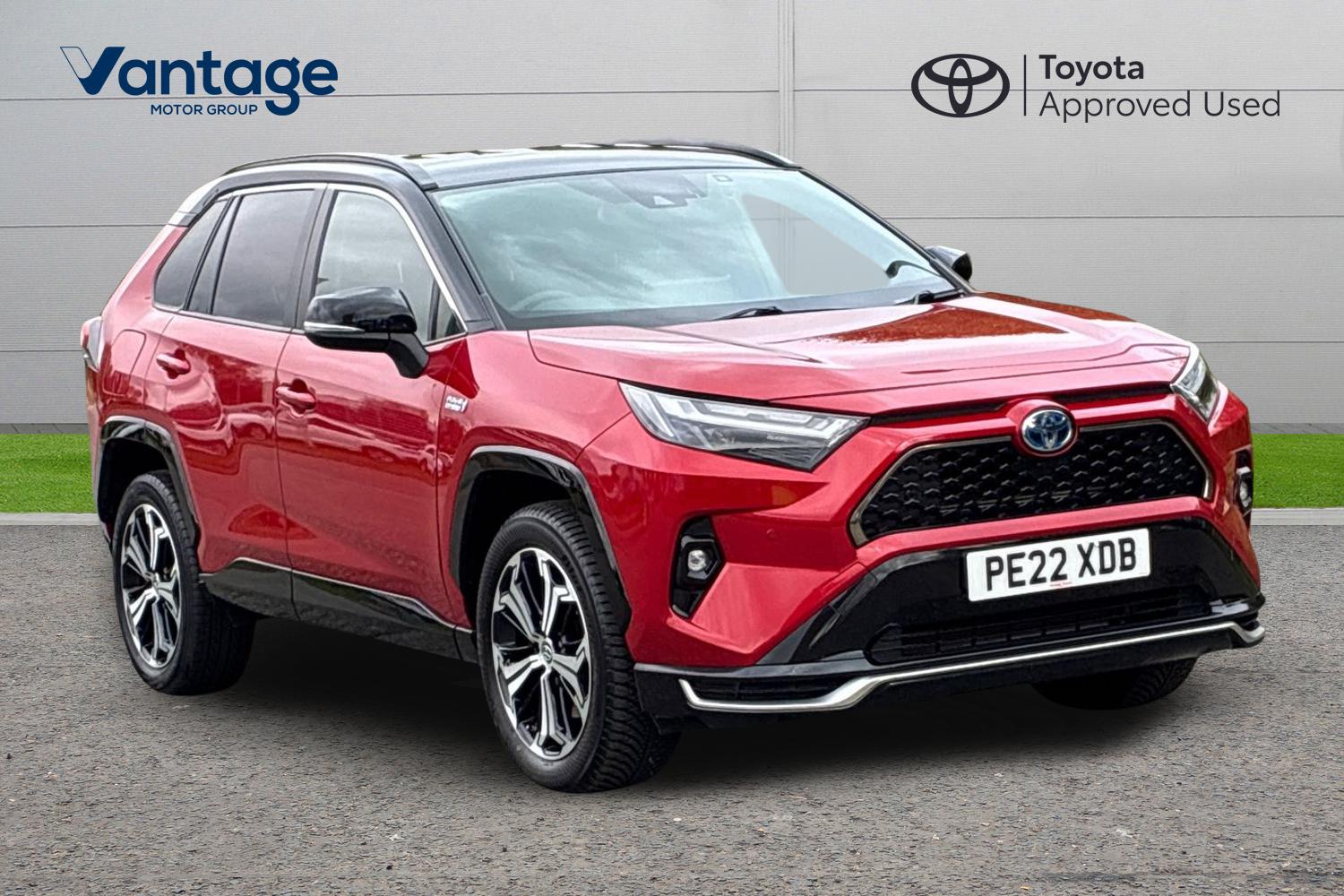 Main listing image - Toyota RAV4