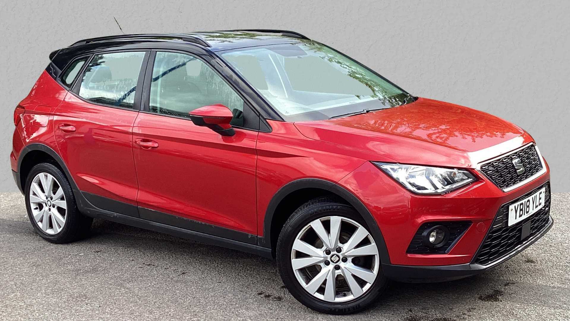 Main listing image - SEAT Arona