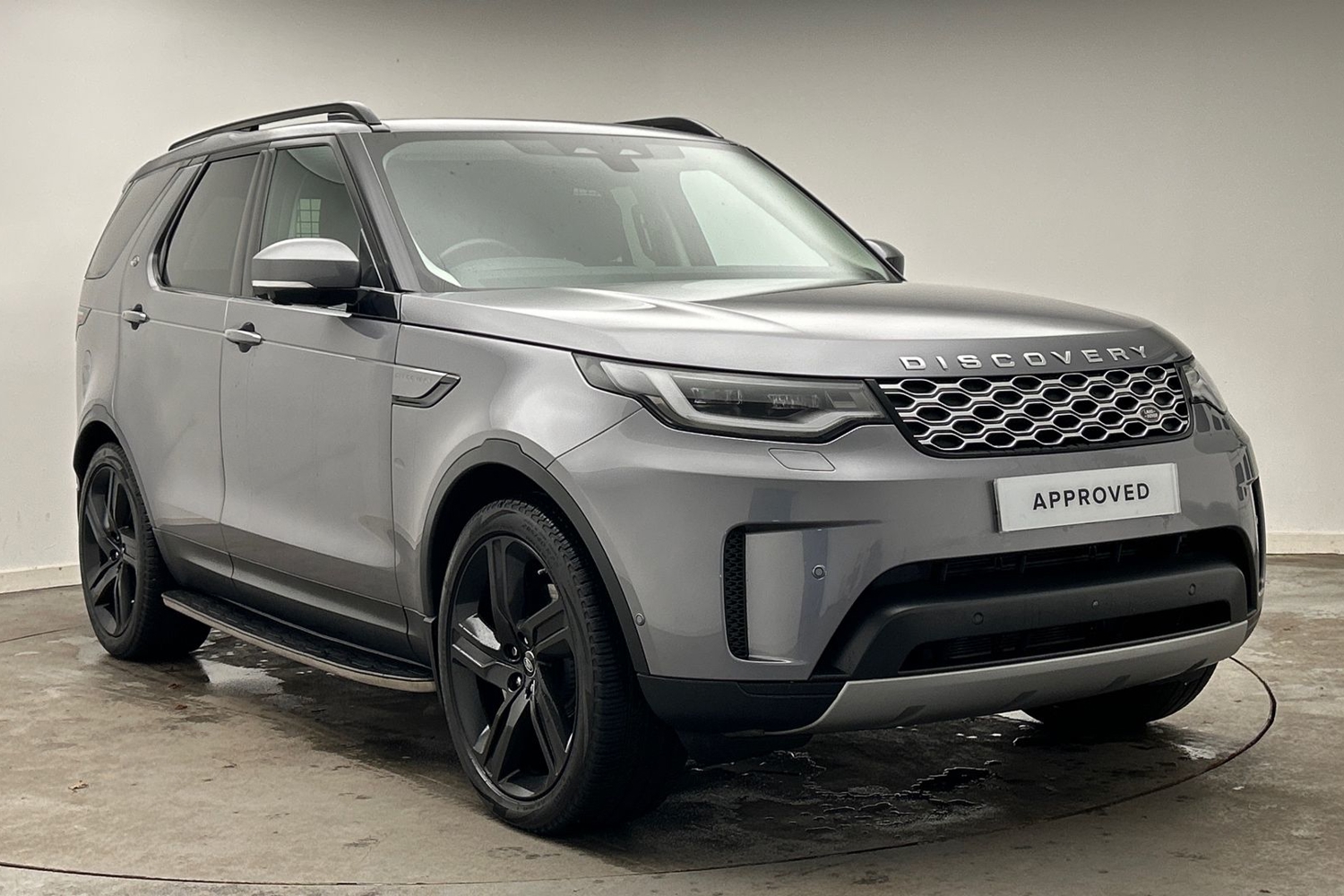 Main listing image - Land Rover Discovery