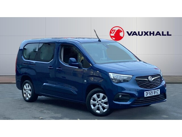 Main listing image - Vauxhall Combo Life