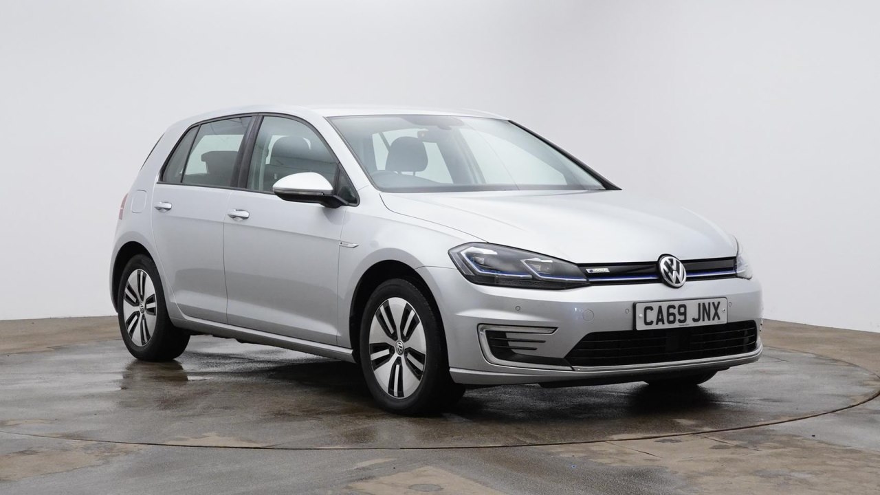 Main listing image - Volkswagen e-Golf