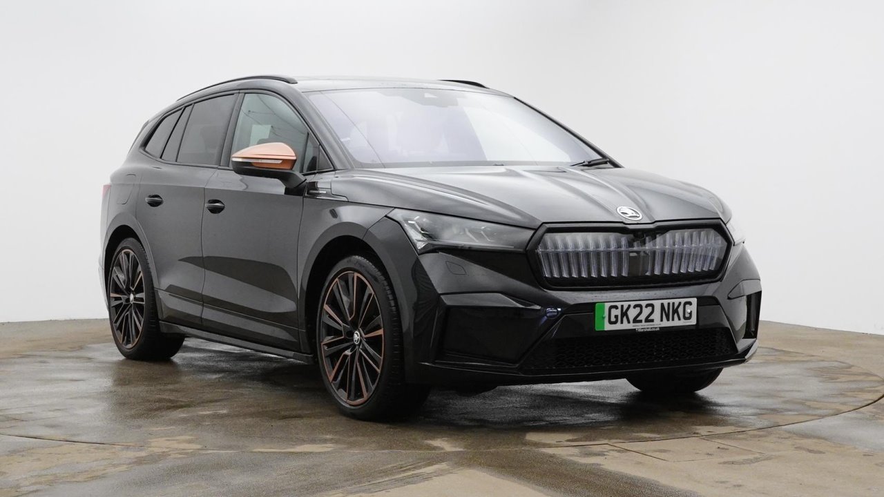 Main listing image - Skoda Enyaq