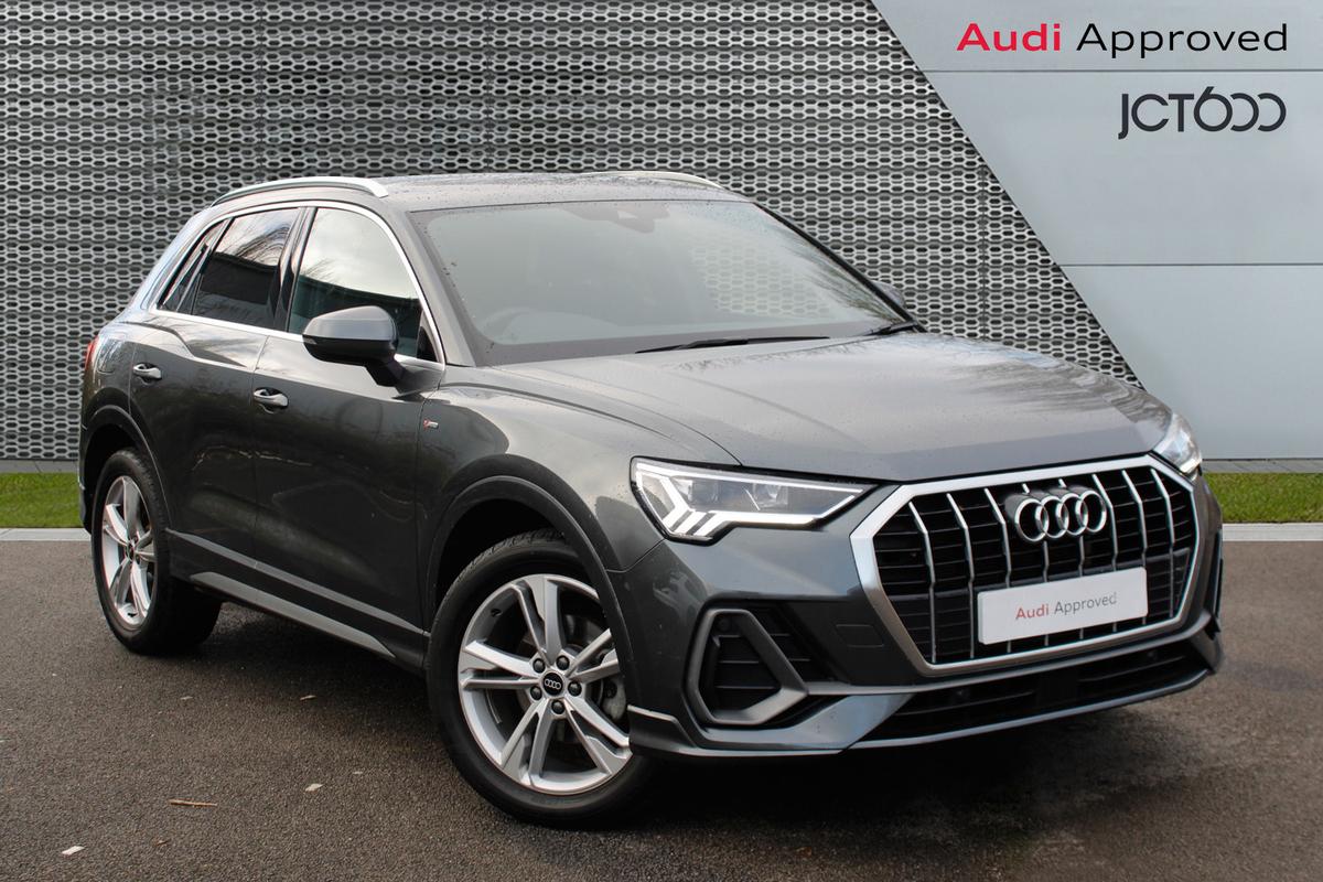 Main listing image - Audi Q3