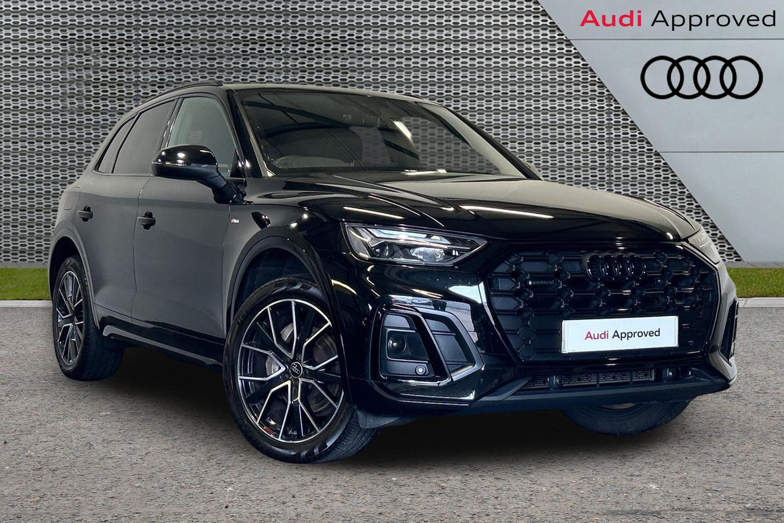 Main listing image - Audi Q5