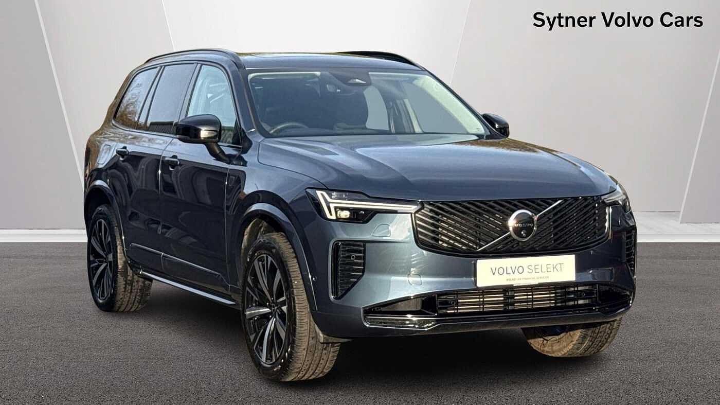 Main listing image - Volvo XC90