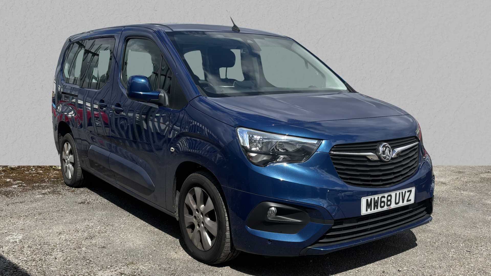 Main listing image - Vauxhall Combo Life