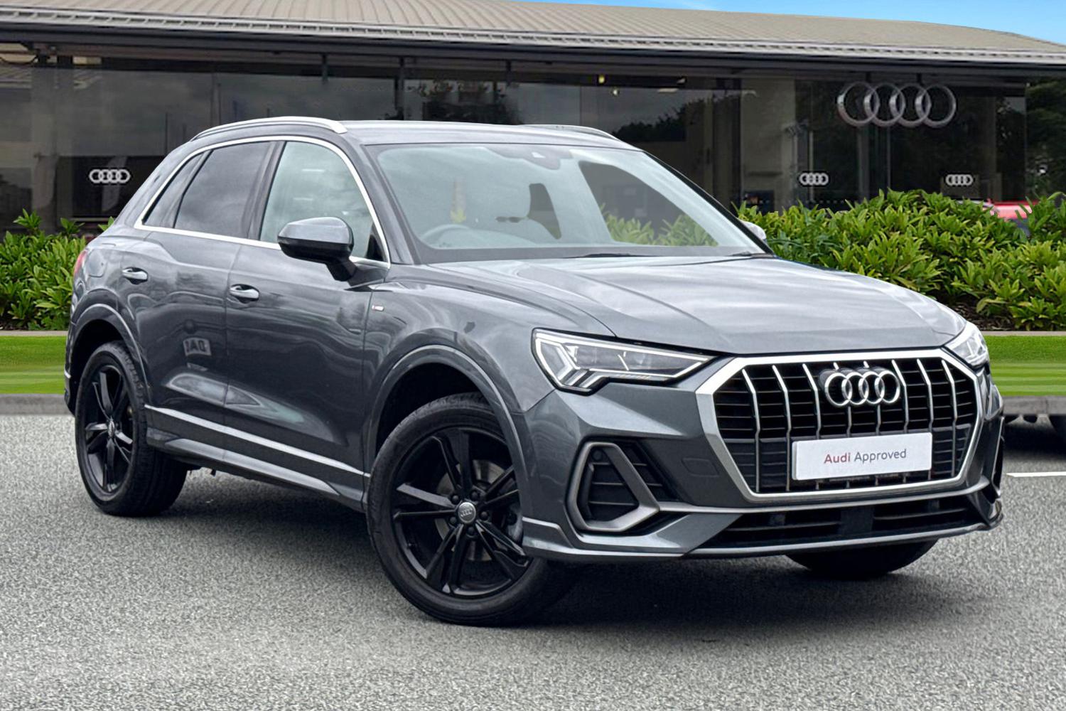 Main listing image - Audi Q3