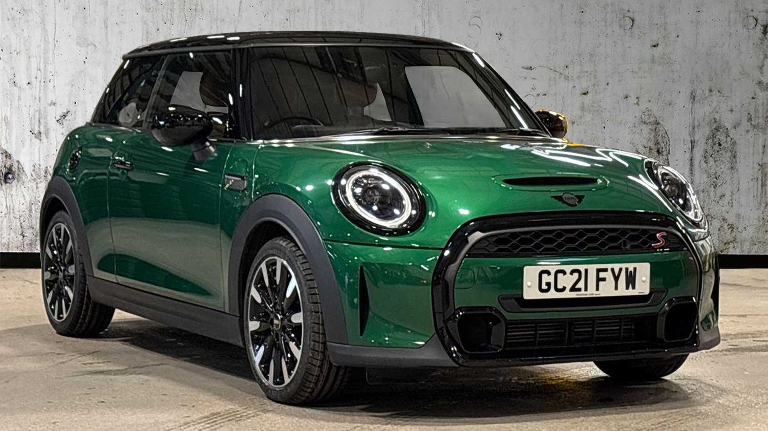 Main listing image - MINI Hatchback