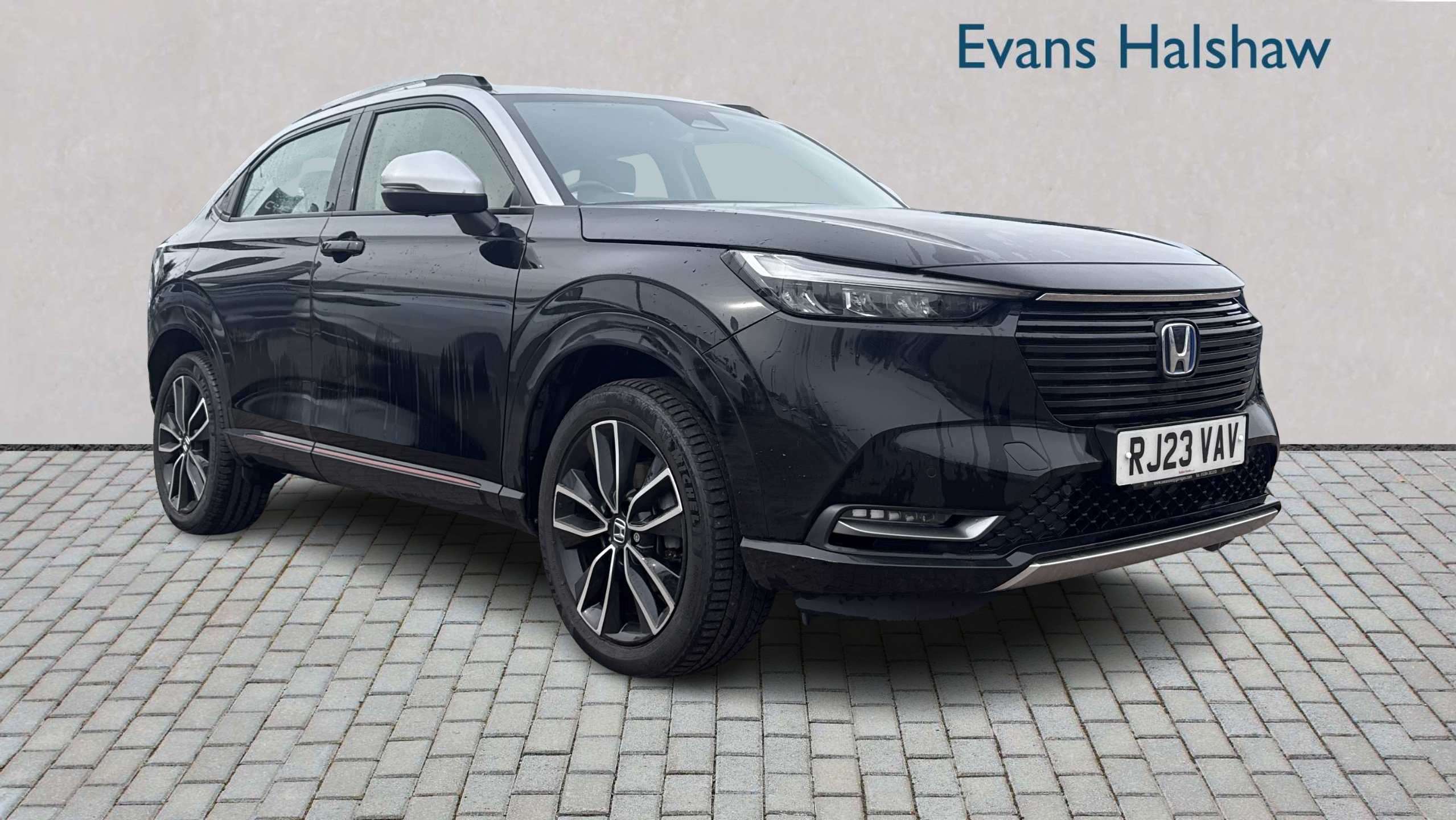 Main listing image - Honda HR-V