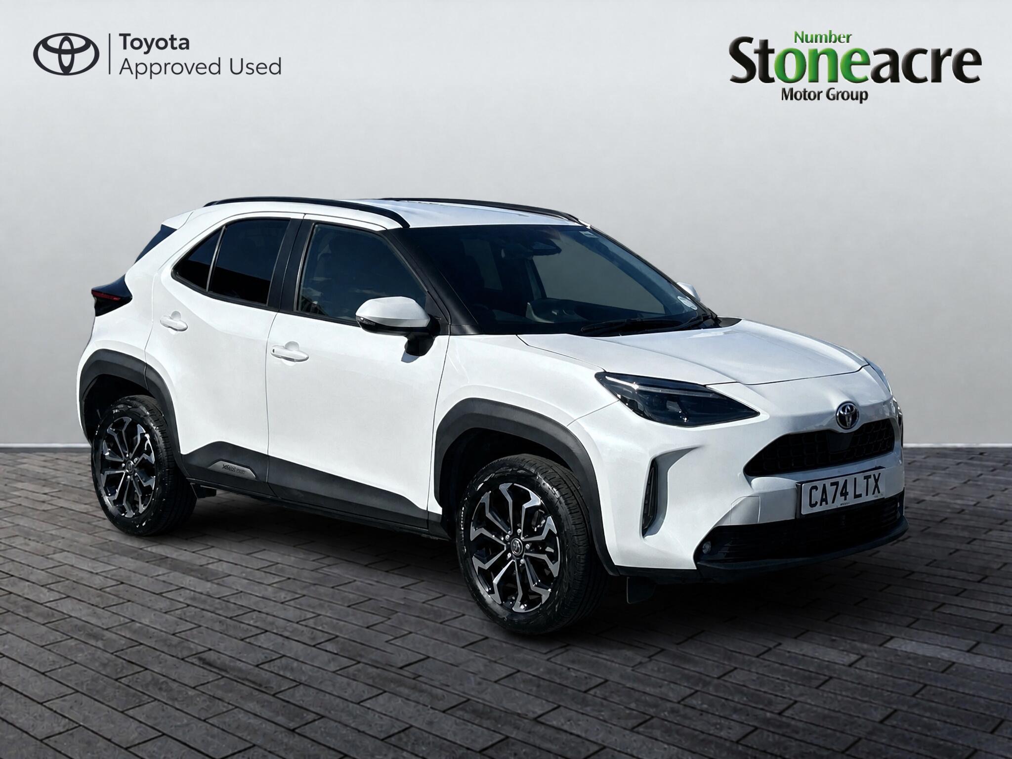 Main listing image - Toyota Yaris Cross