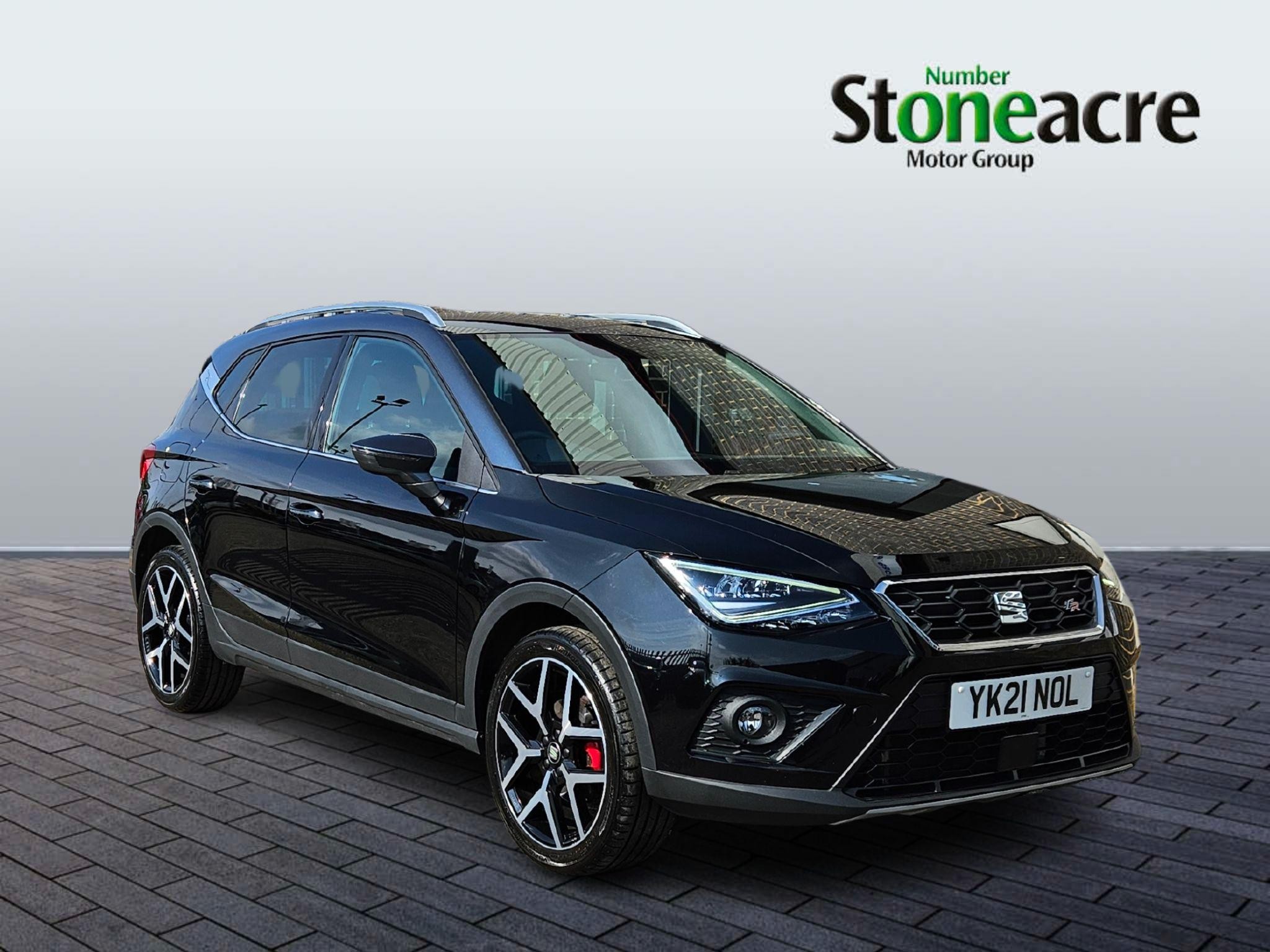 Main listing image - SEAT Arona