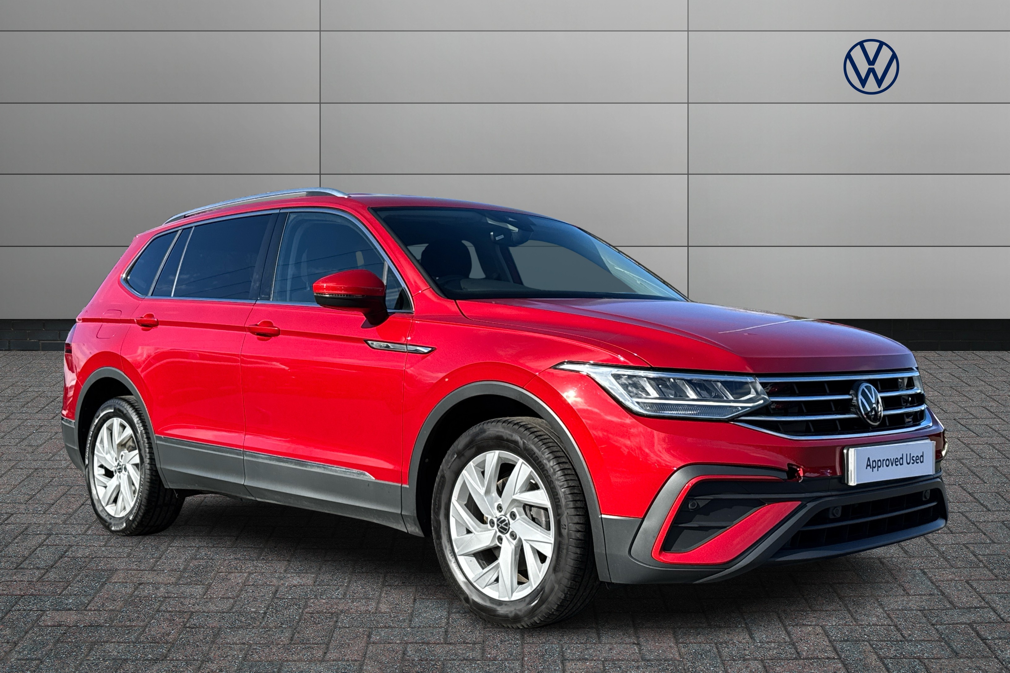 Main listing image - Volkswagen Tiguan Allspace