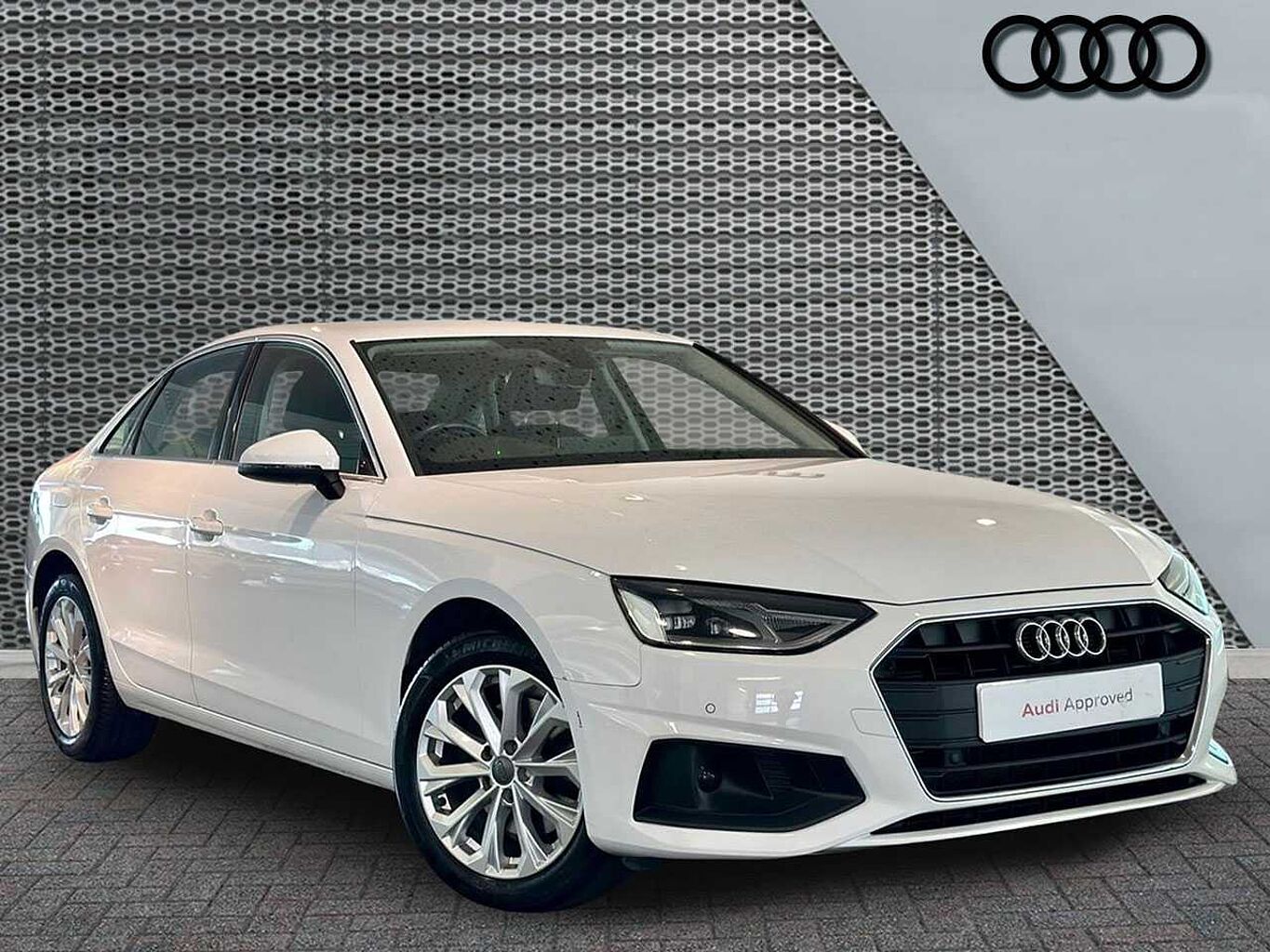 Main listing image - Audi A4