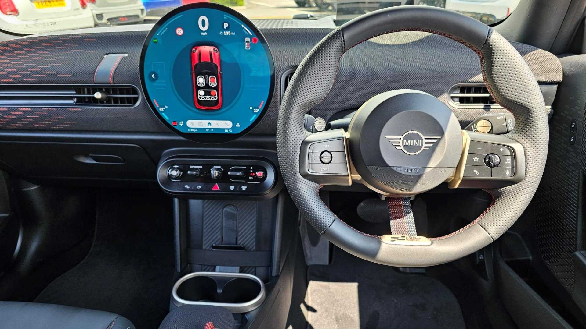 Main listing image - MINI Hatchback