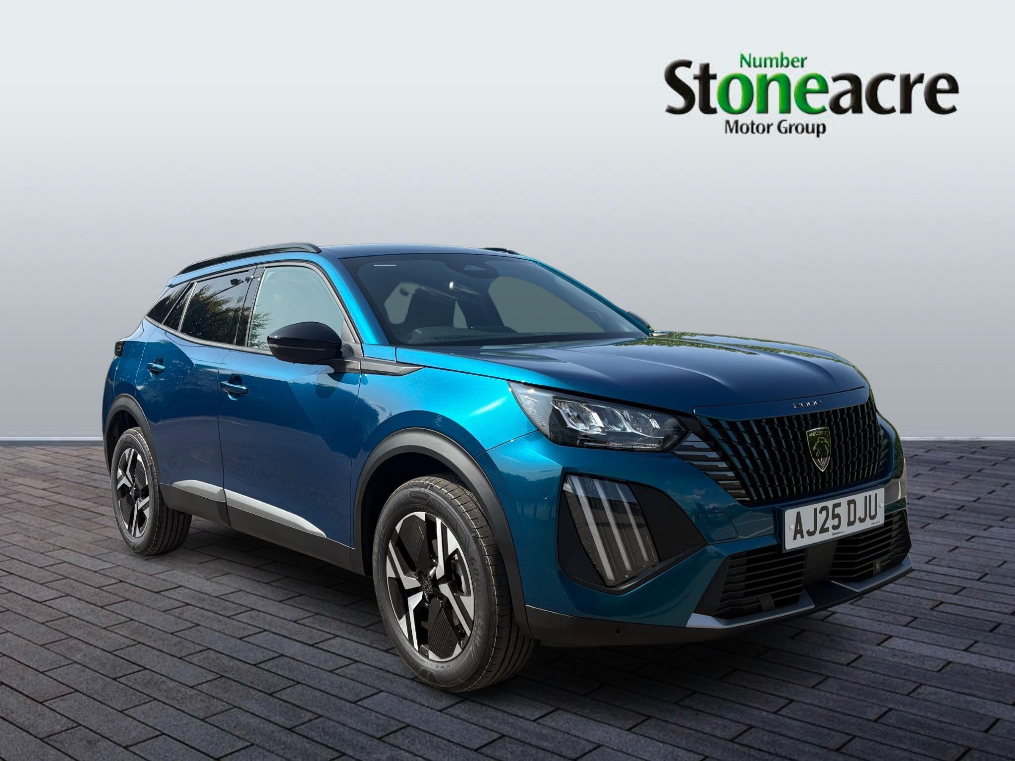 Main listing image - Peugeot 2008