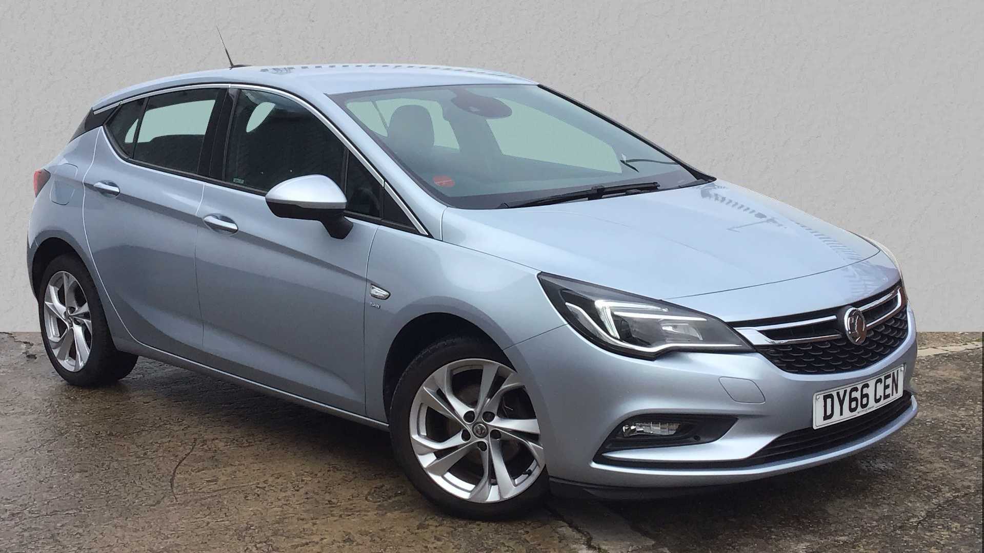 Main listing image - Vauxhall Astra