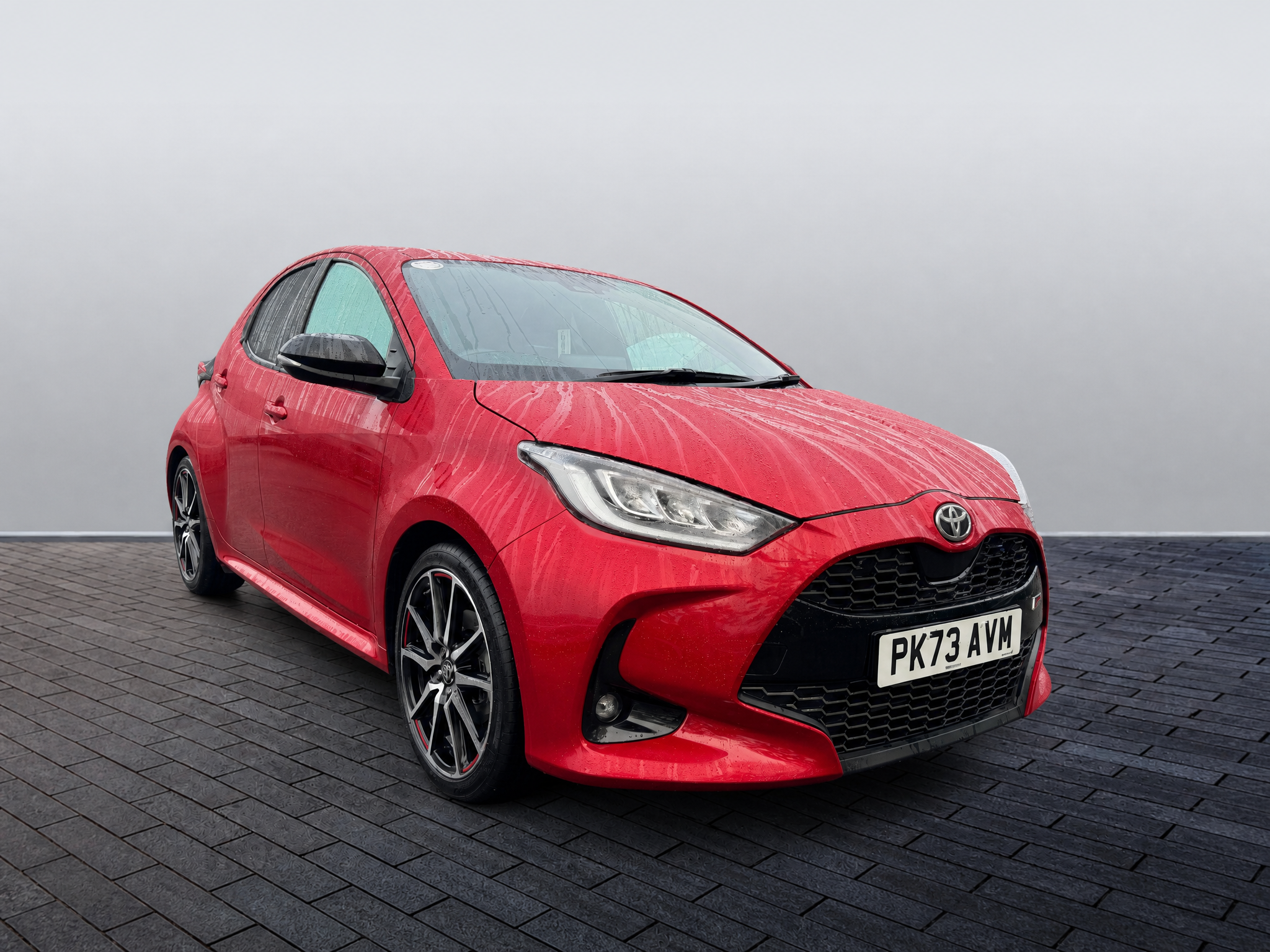 Main listing image - Toyota Yaris