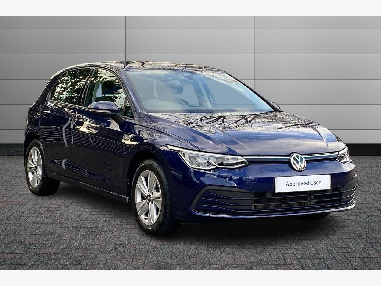 Main listing image - Volkswagen Golf