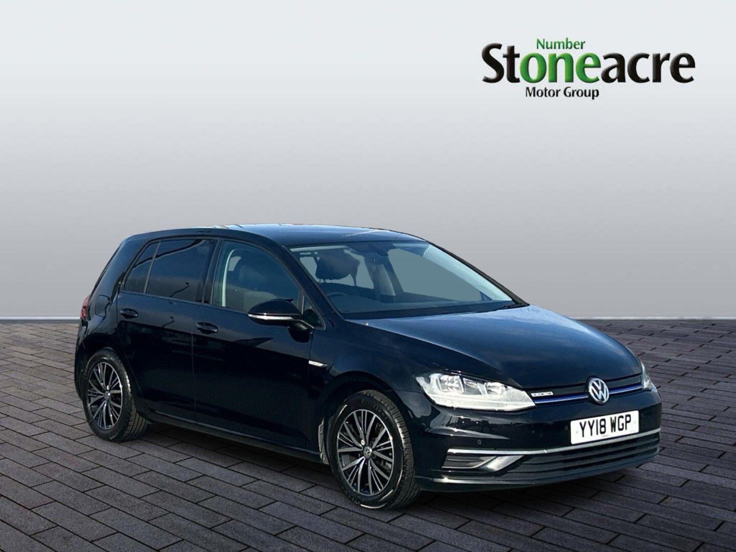 Main listing image - Volkswagen Golf