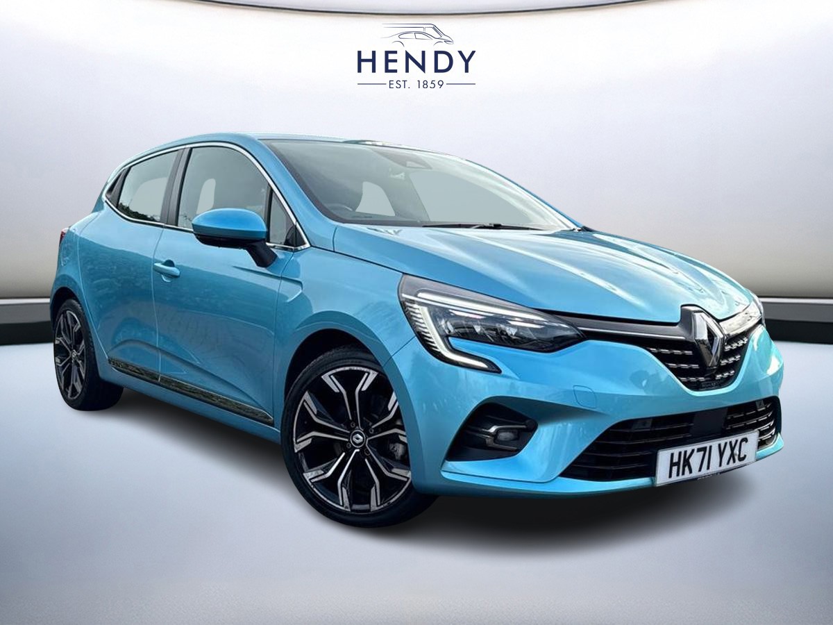 Main listing image - Renault Clio