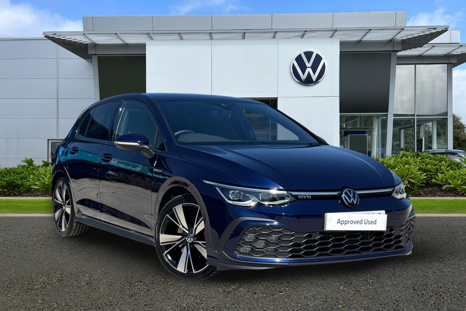 Main listing image - Volkswagen Golf