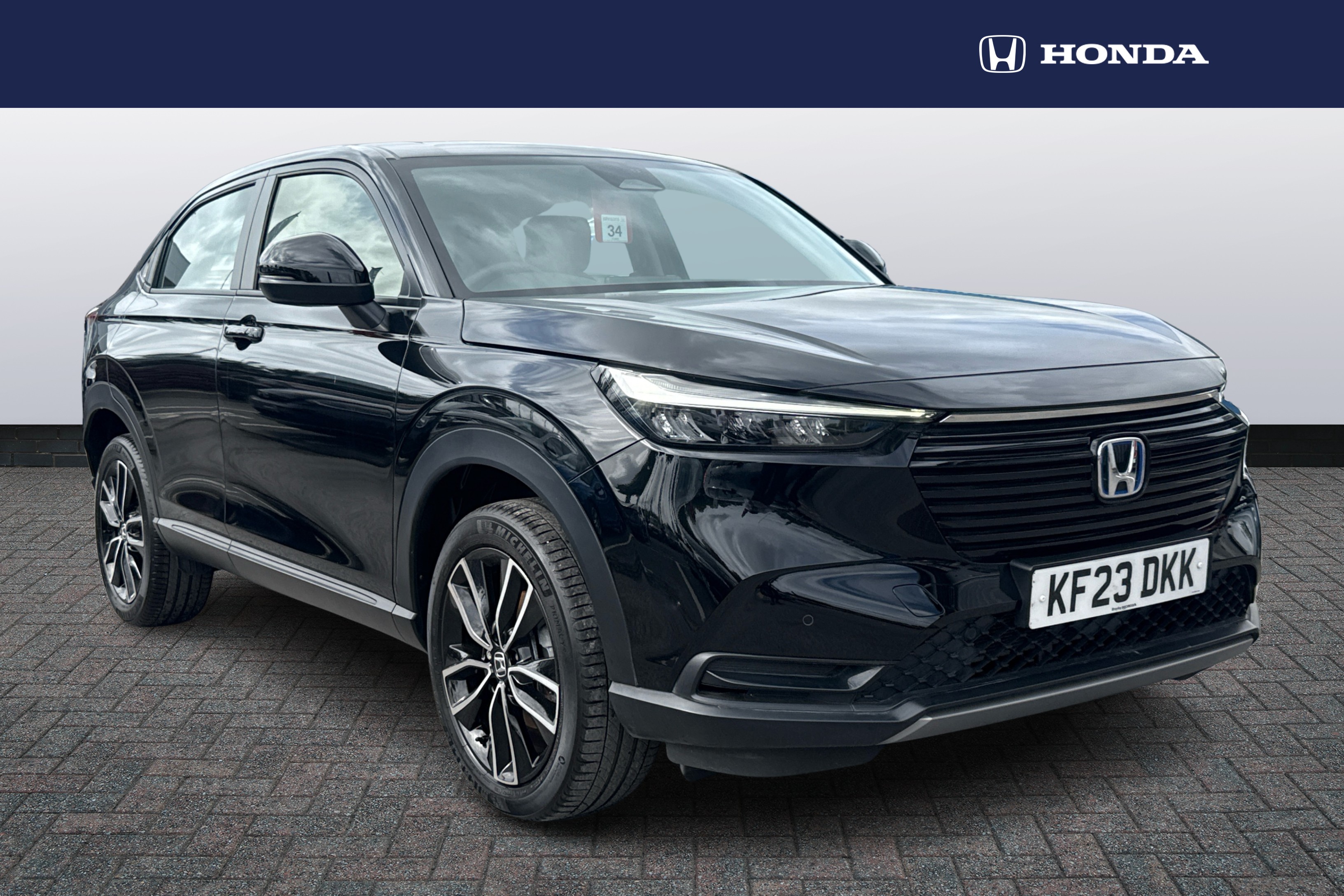 Main listing image - Honda HR-V