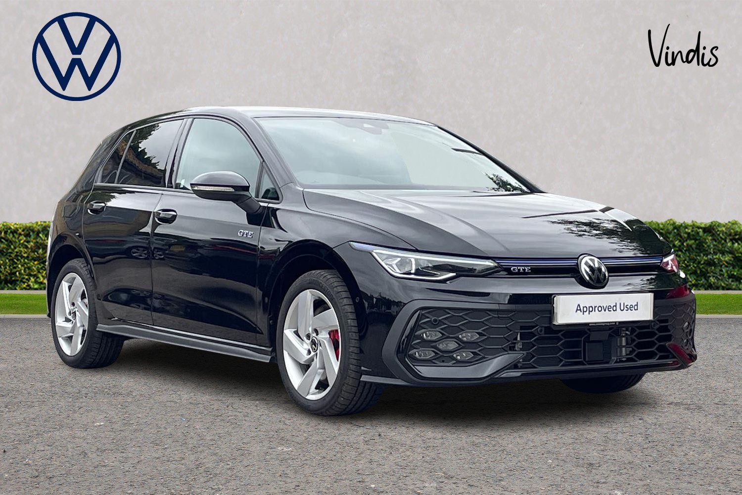 Main listing image - Volkswagen Golf GTE
