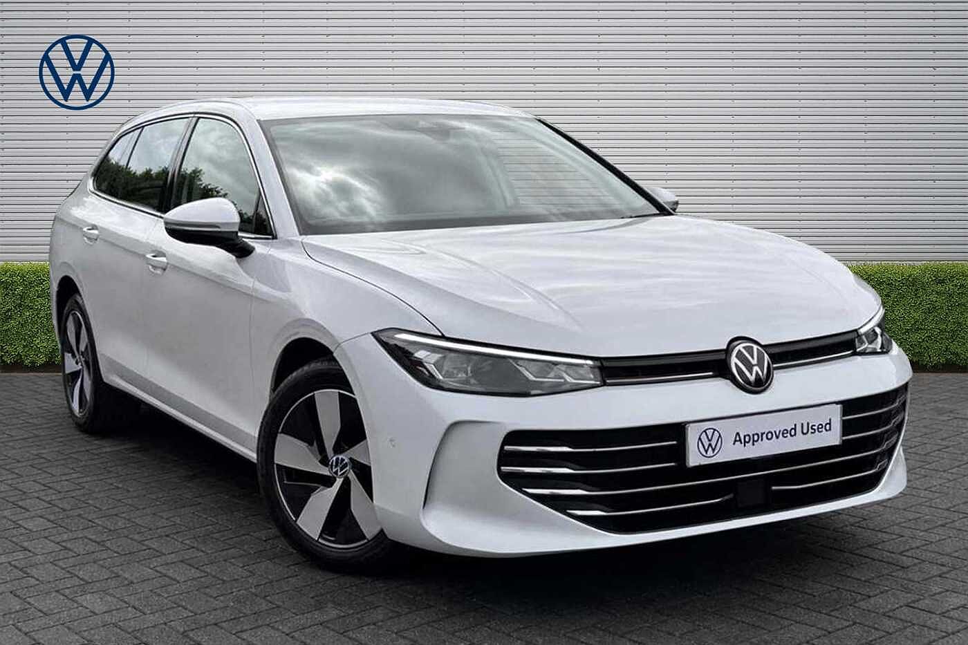 Main listing image - Volkswagen Passat