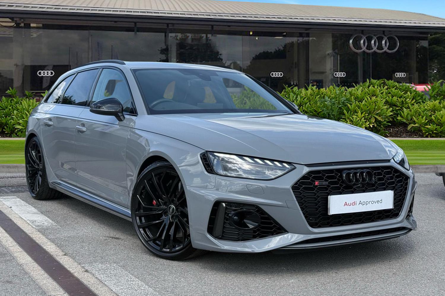 Main listing image - Audi RS4