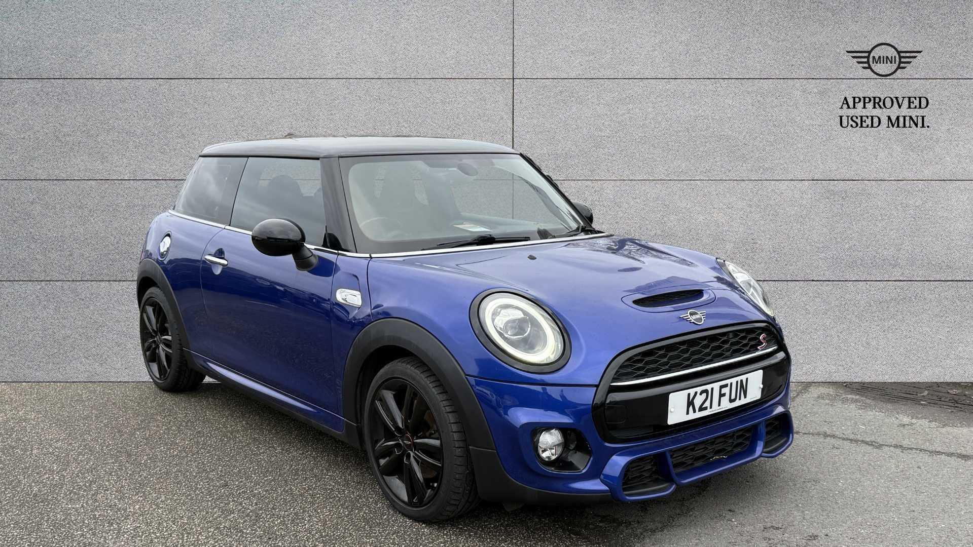 Main listing image - MINI Hatchback