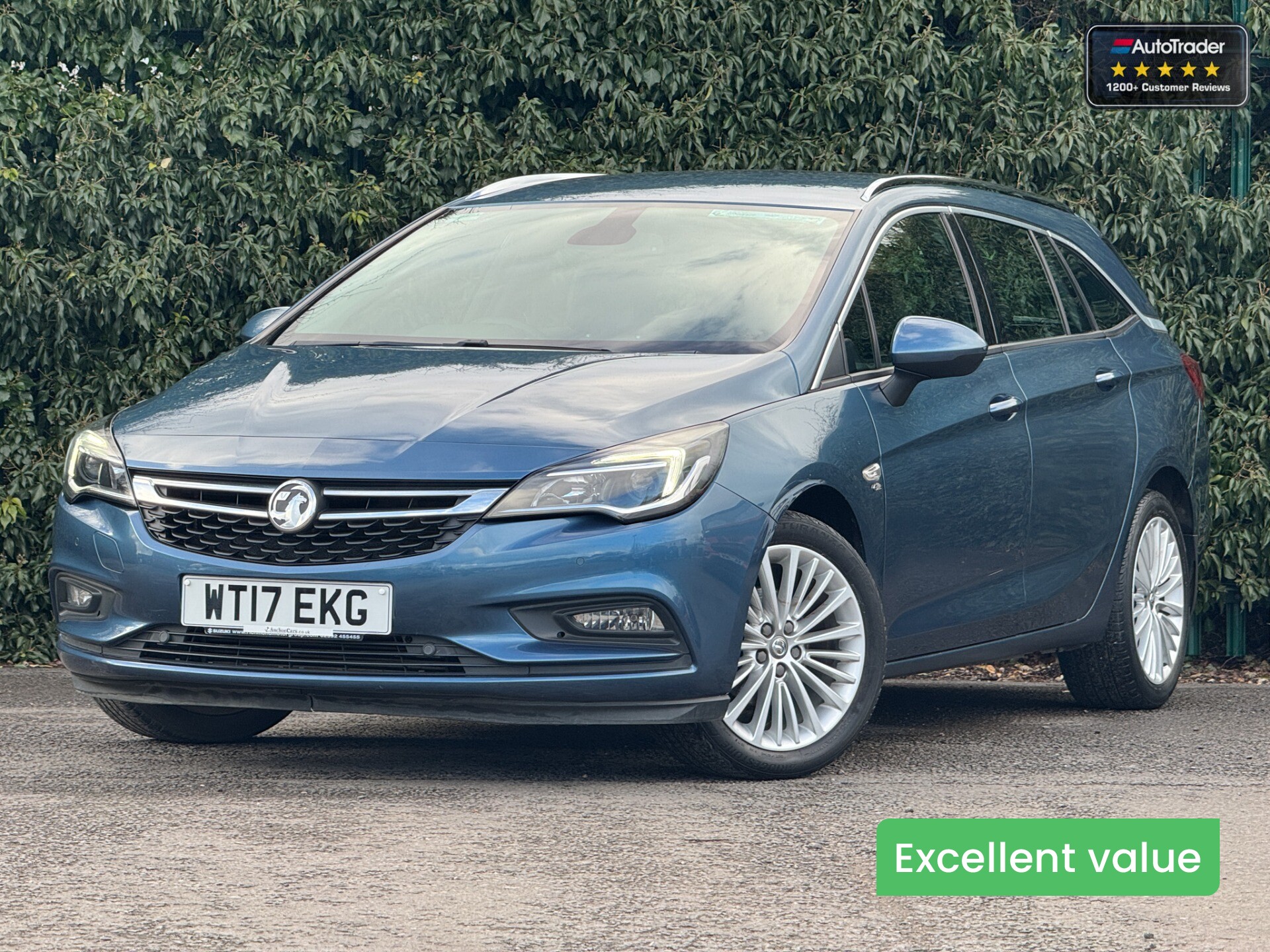 Main listing image - Vauxhall Astra Sports Tourer