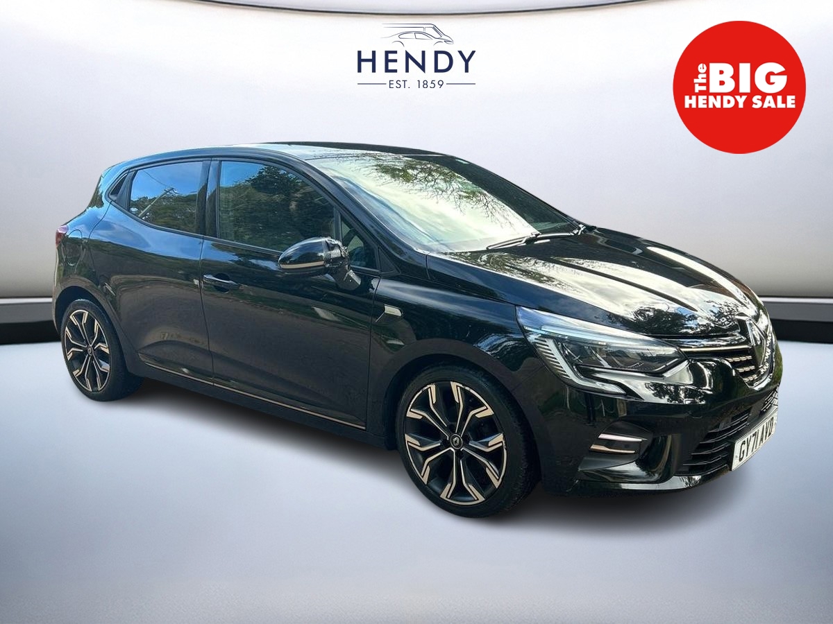 Main listing image - Renault Clio