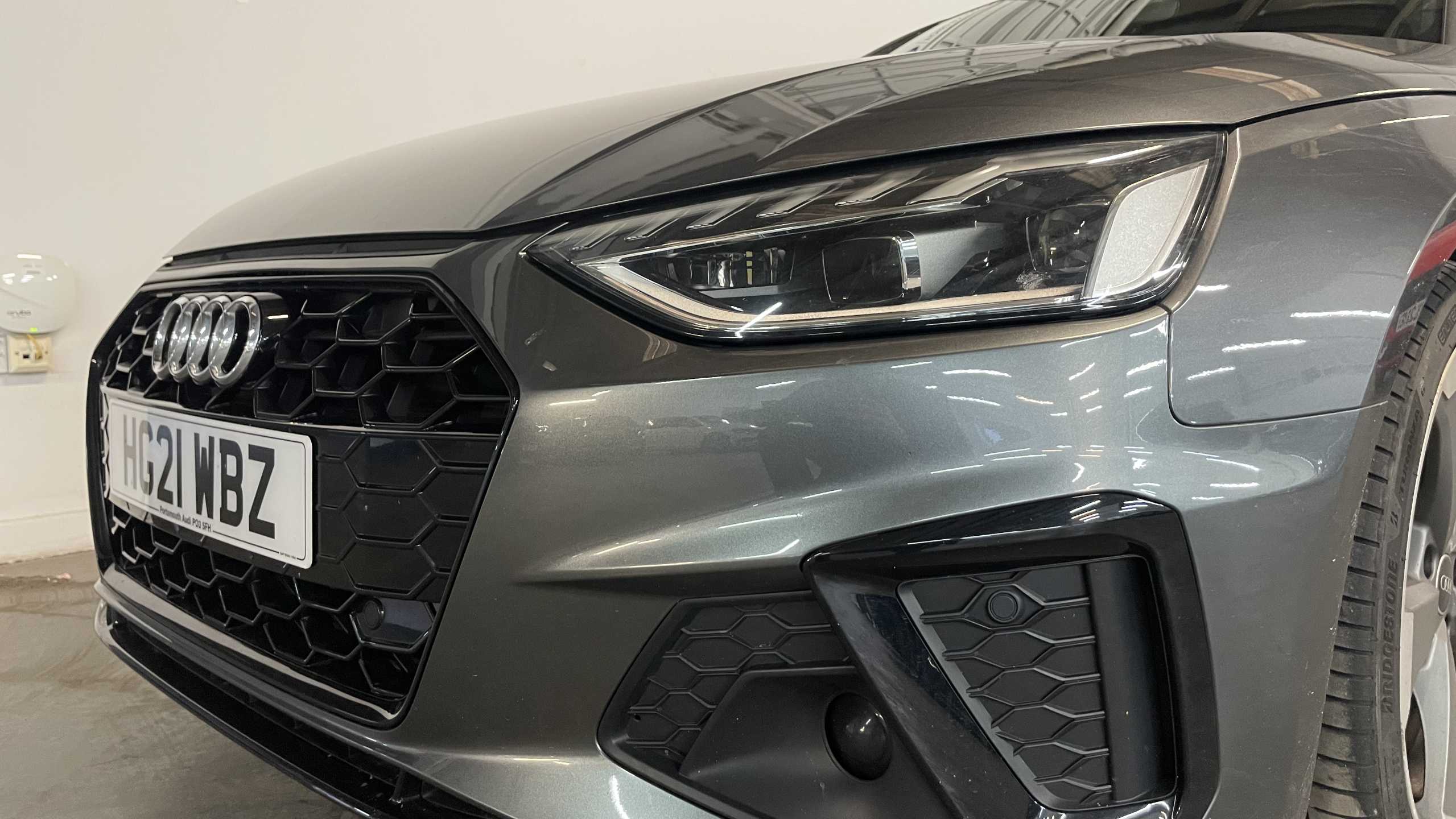 Main listing image - Audi A4