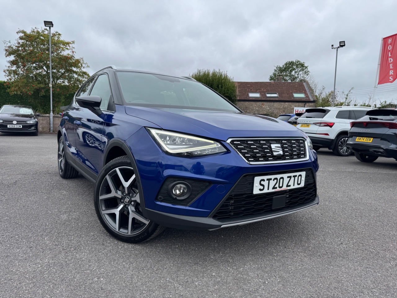 Main listing image - SEAT Arona