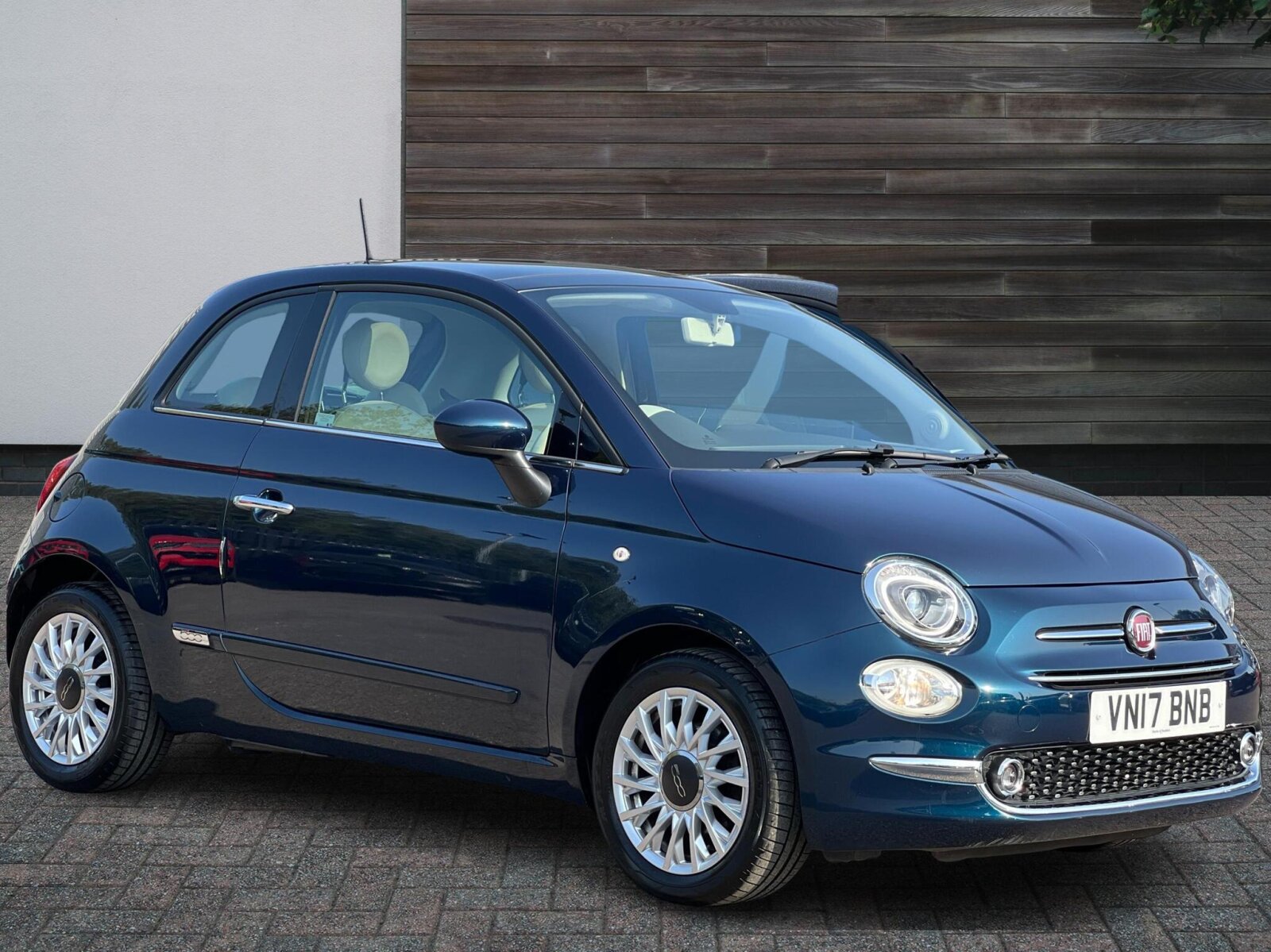 Main listing image - Fiat 500