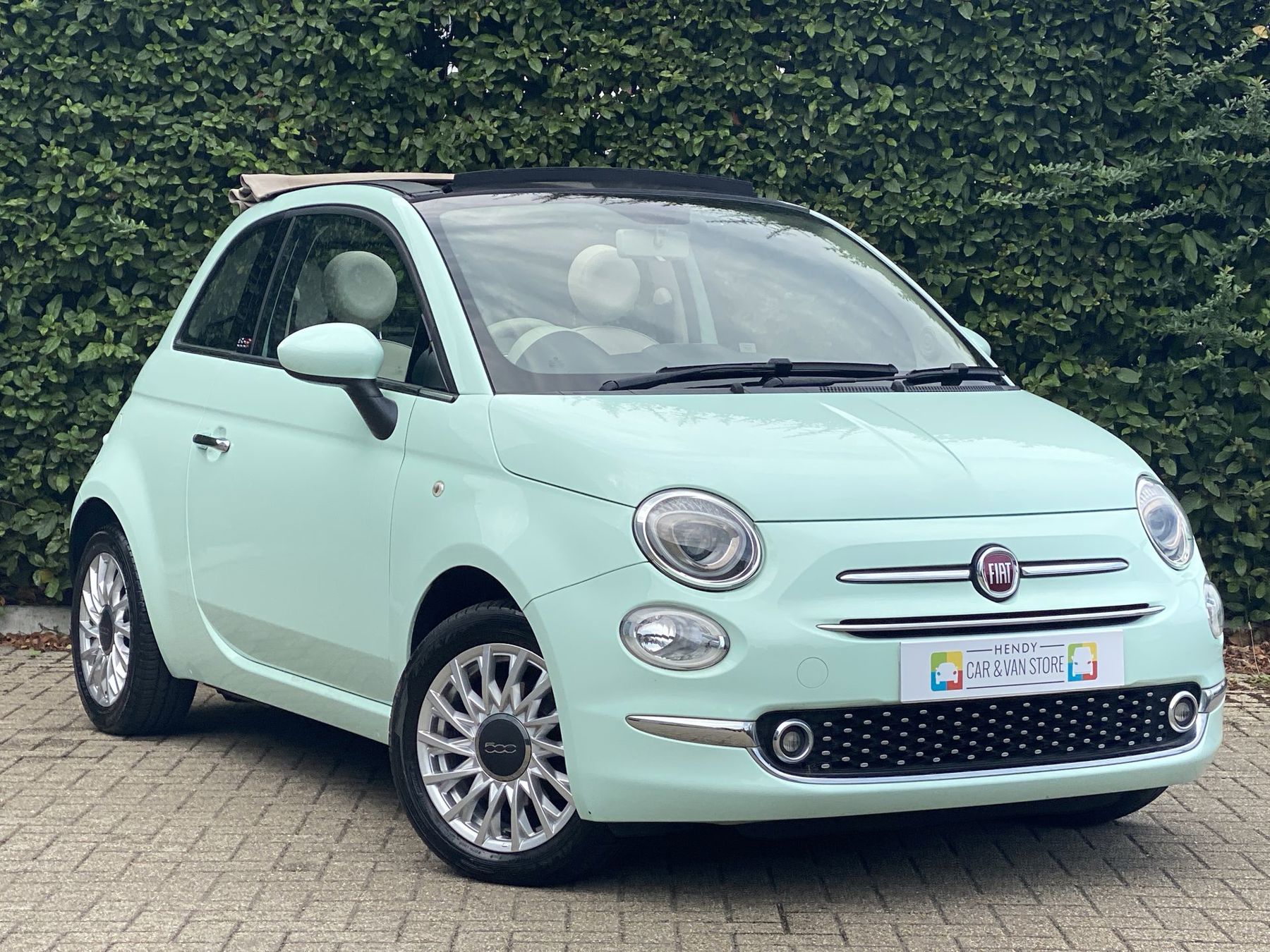 Main listing image - Fiat 500C