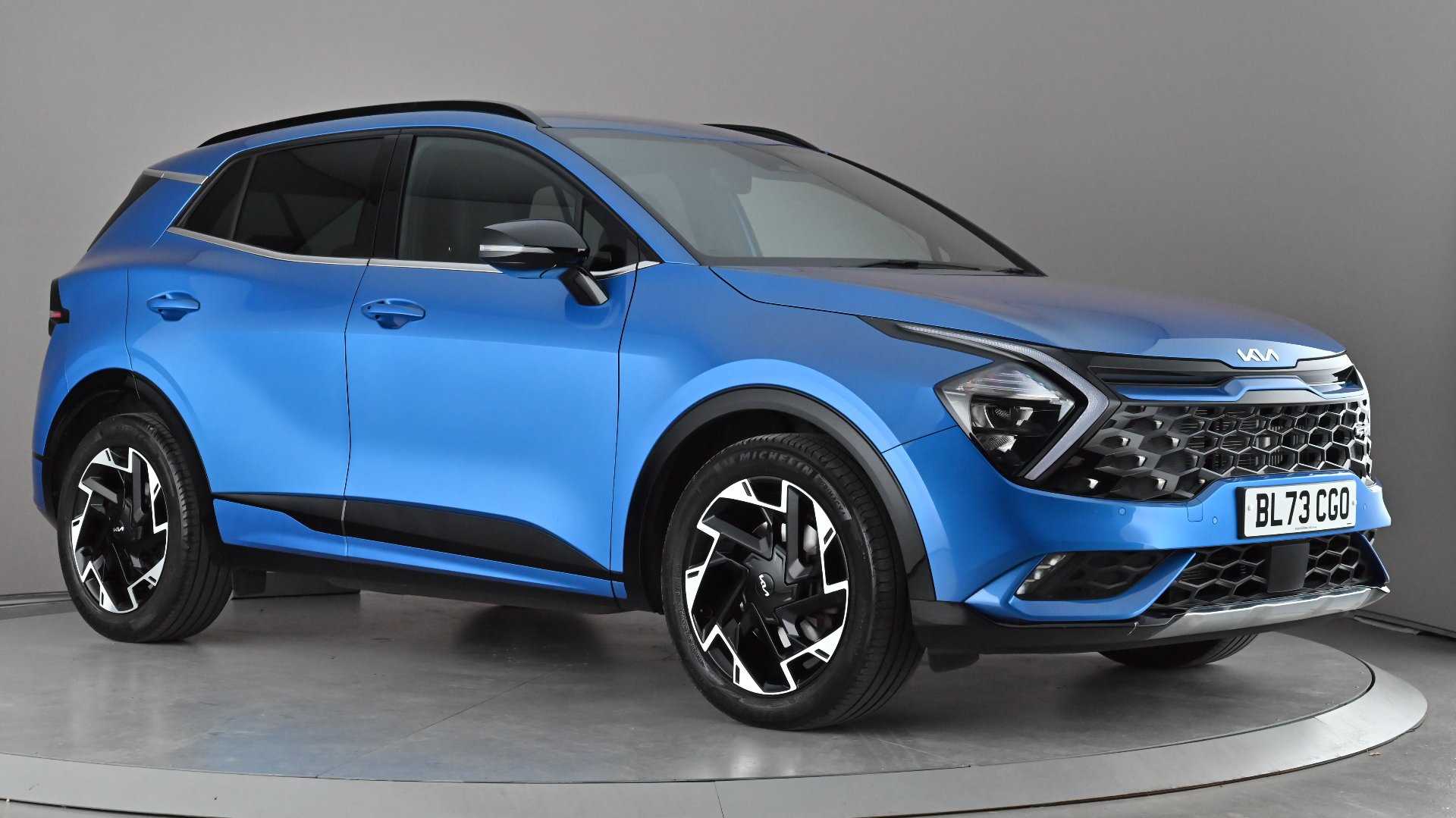 Main listing image - Kia Sportage