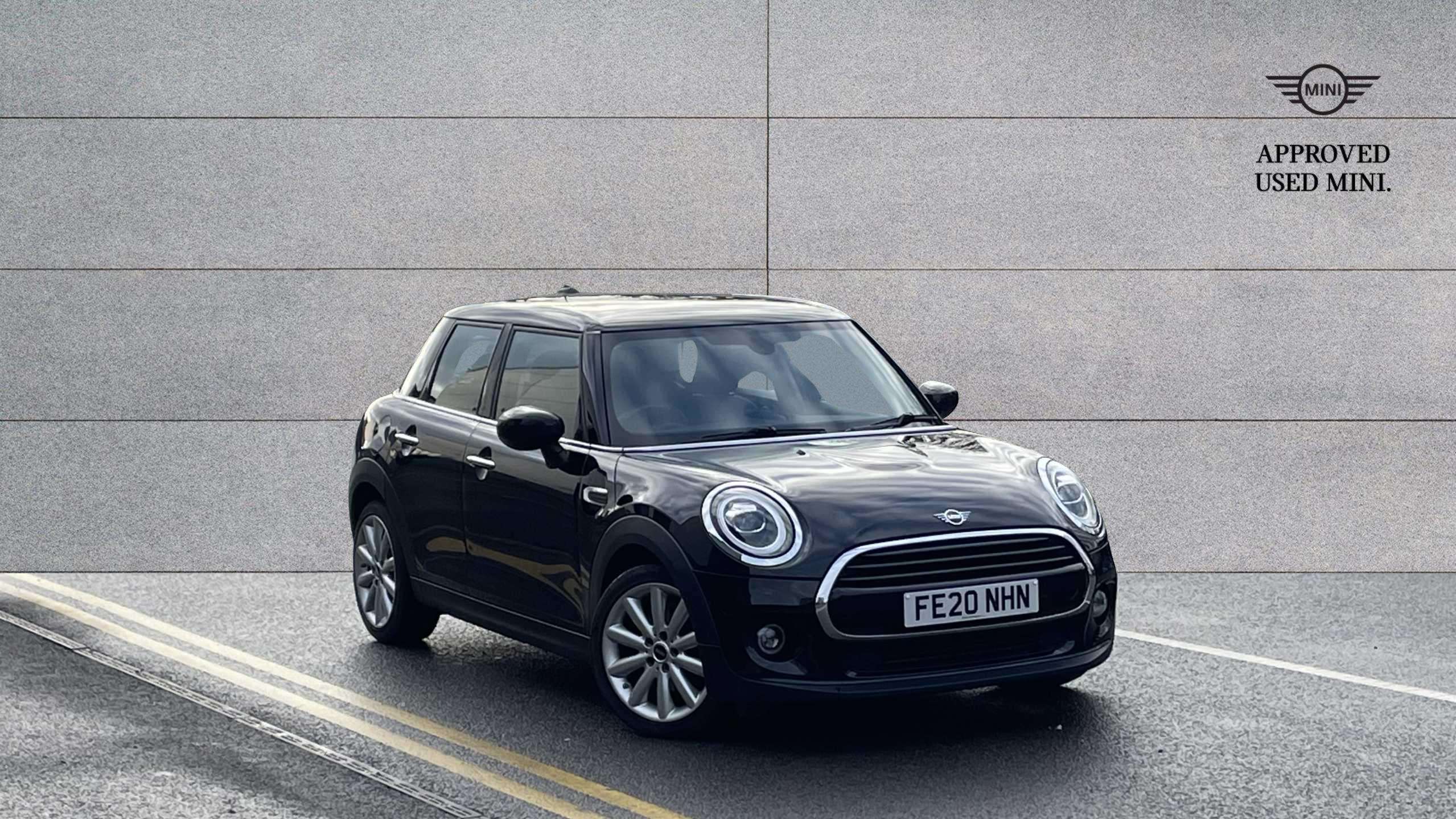 Main listing image - MINI Hatchback 5dr
